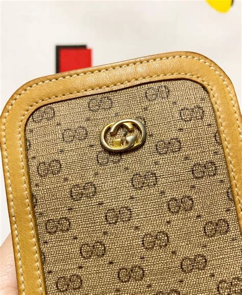 gucci sunglass case with cloth|vintage Gucci eyeglass case.